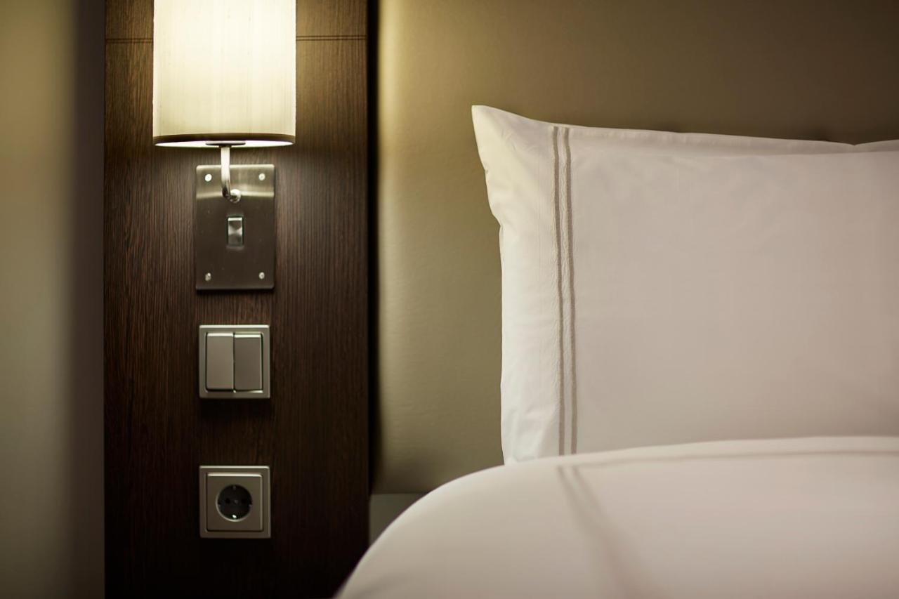 Premier Inn Stuttgart Airport Leinfelden-Echterdingen Bagian luar foto