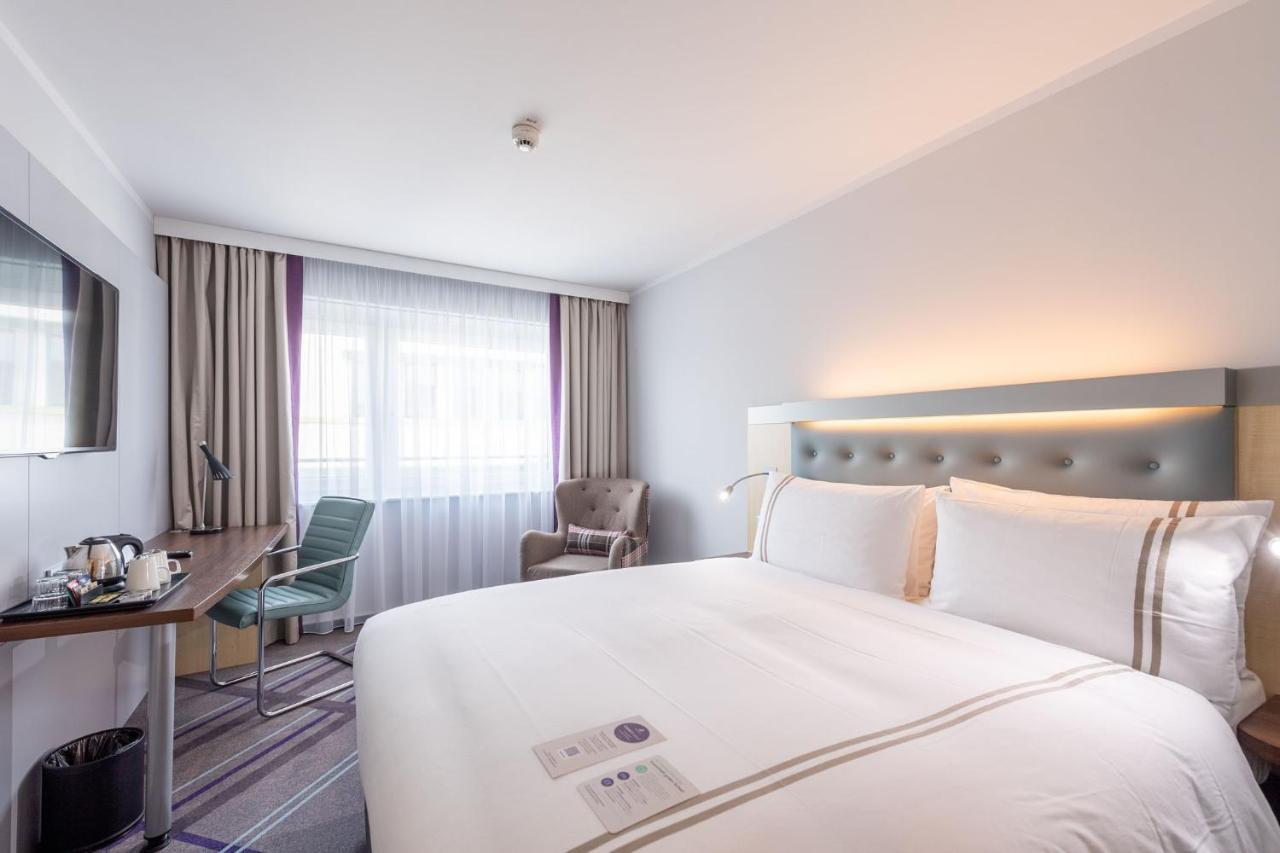 Premier Inn Stuttgart Airport Leinfelden-Echterdingen Bagian luar foto