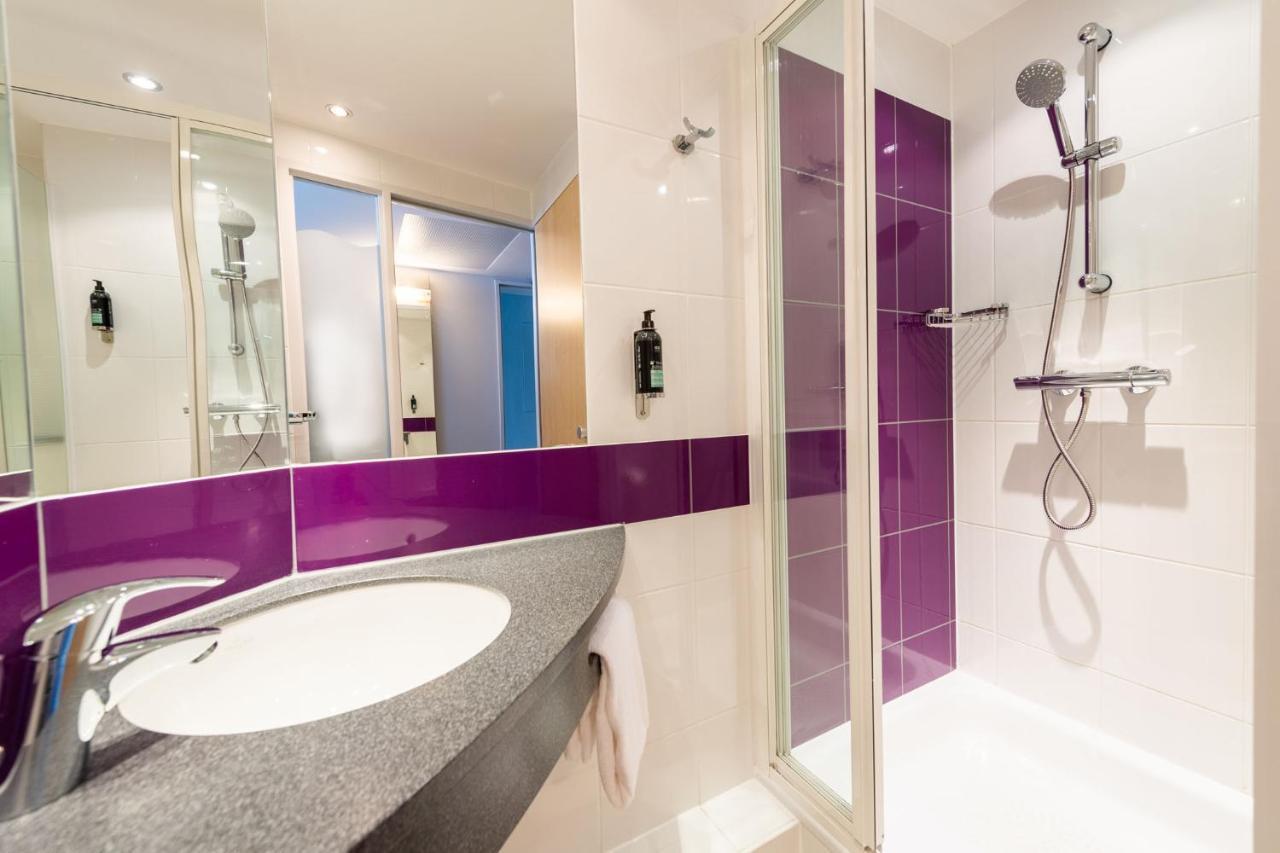 Premier Inn Stuttgart Airport Leinfelden-Echterdingen Bagian luar foto
